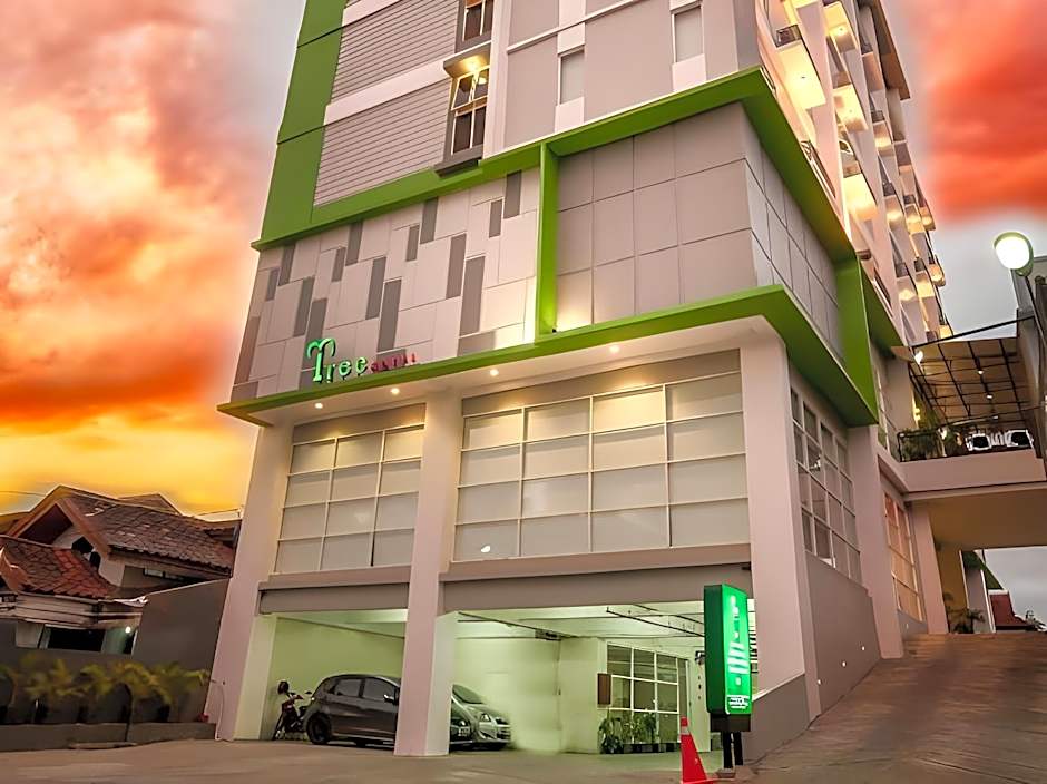 Tree Hotel Panakkukang Makassar By LIFE