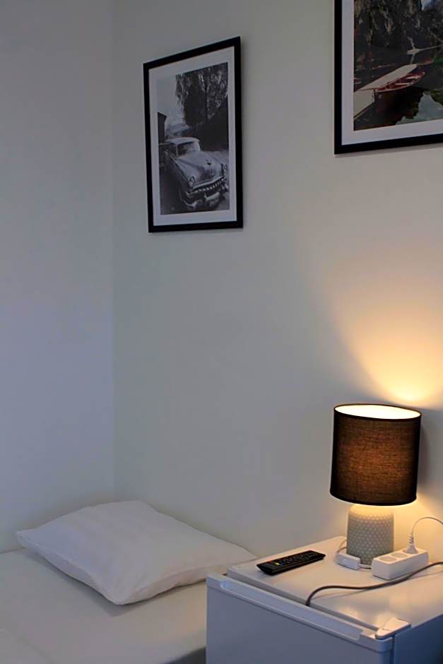 Inn Tourist Hostel