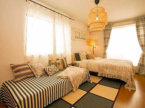 Plakat House