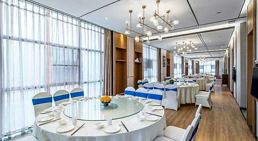 Holiday Inn Express Pingchang By IHG