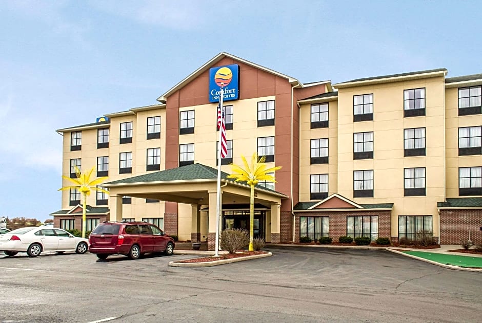 Comfort Inn & Suites Kent – Kent, OH