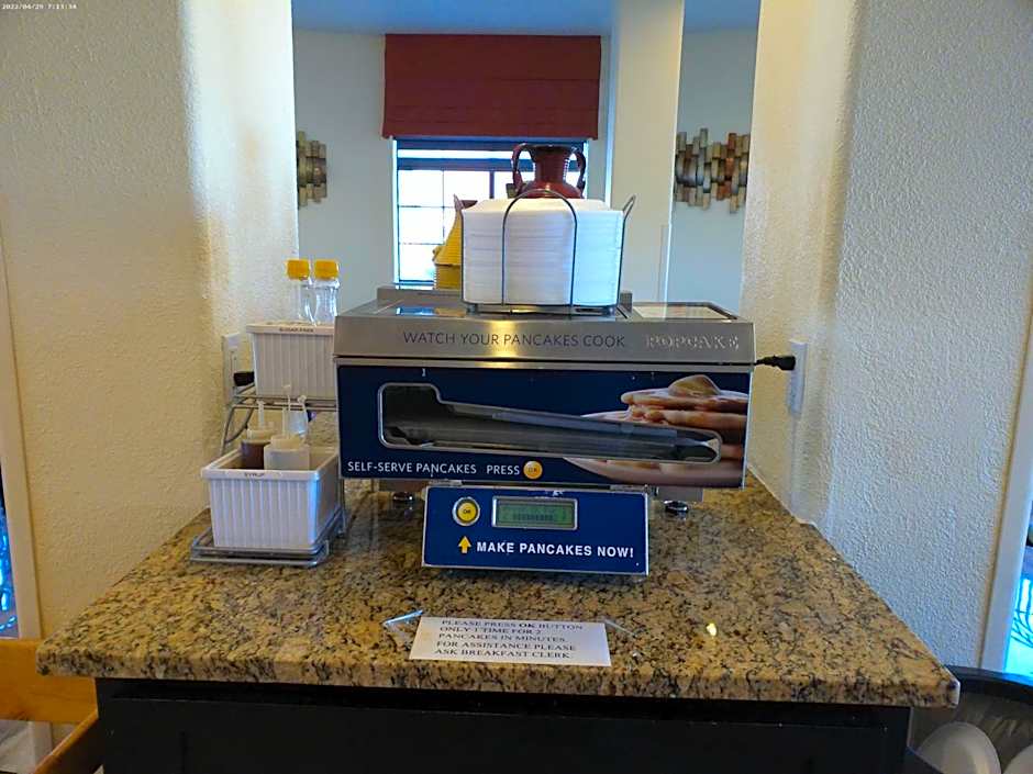 Days Inn & Suites by Wyndham Tucson/Marana