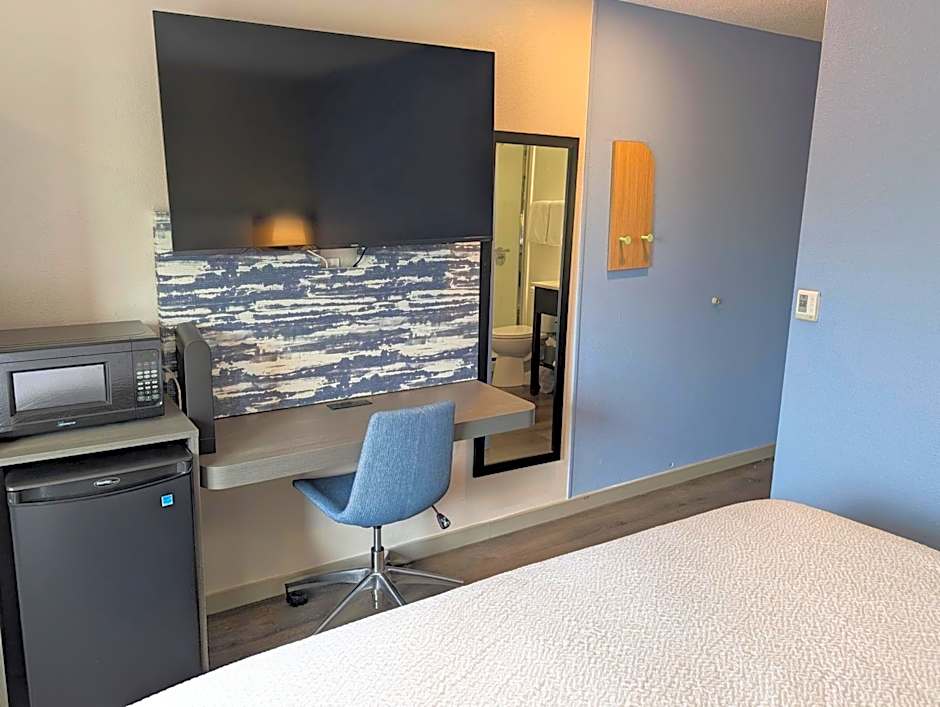 Greenville Pelham Inn by IHG