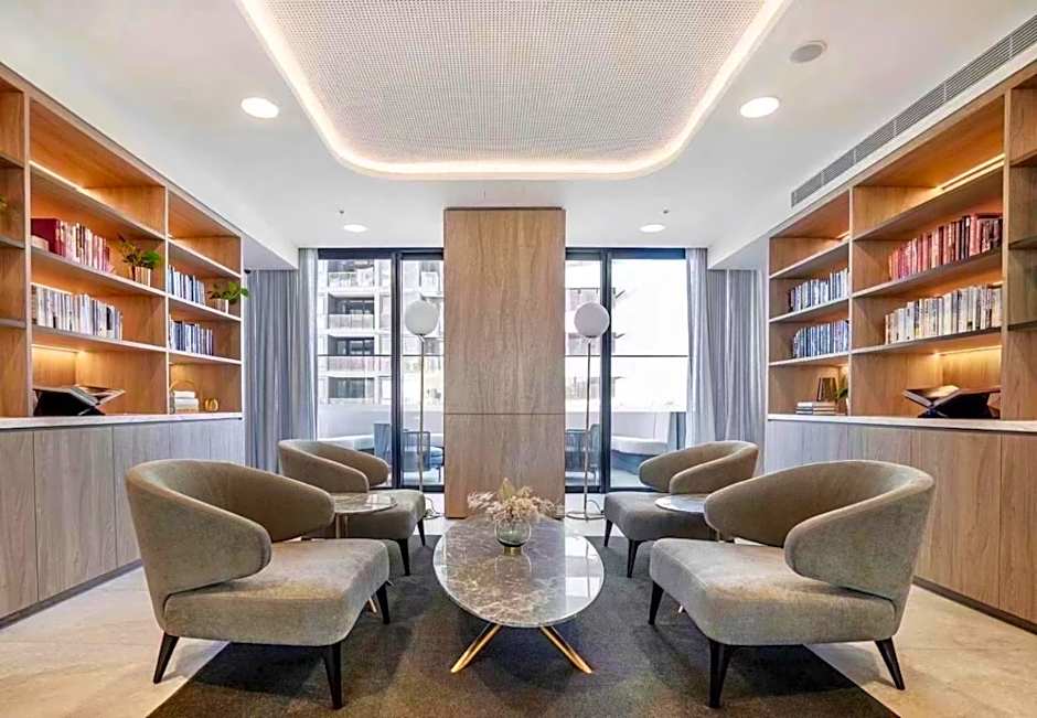 Skygarden Luxury Condo