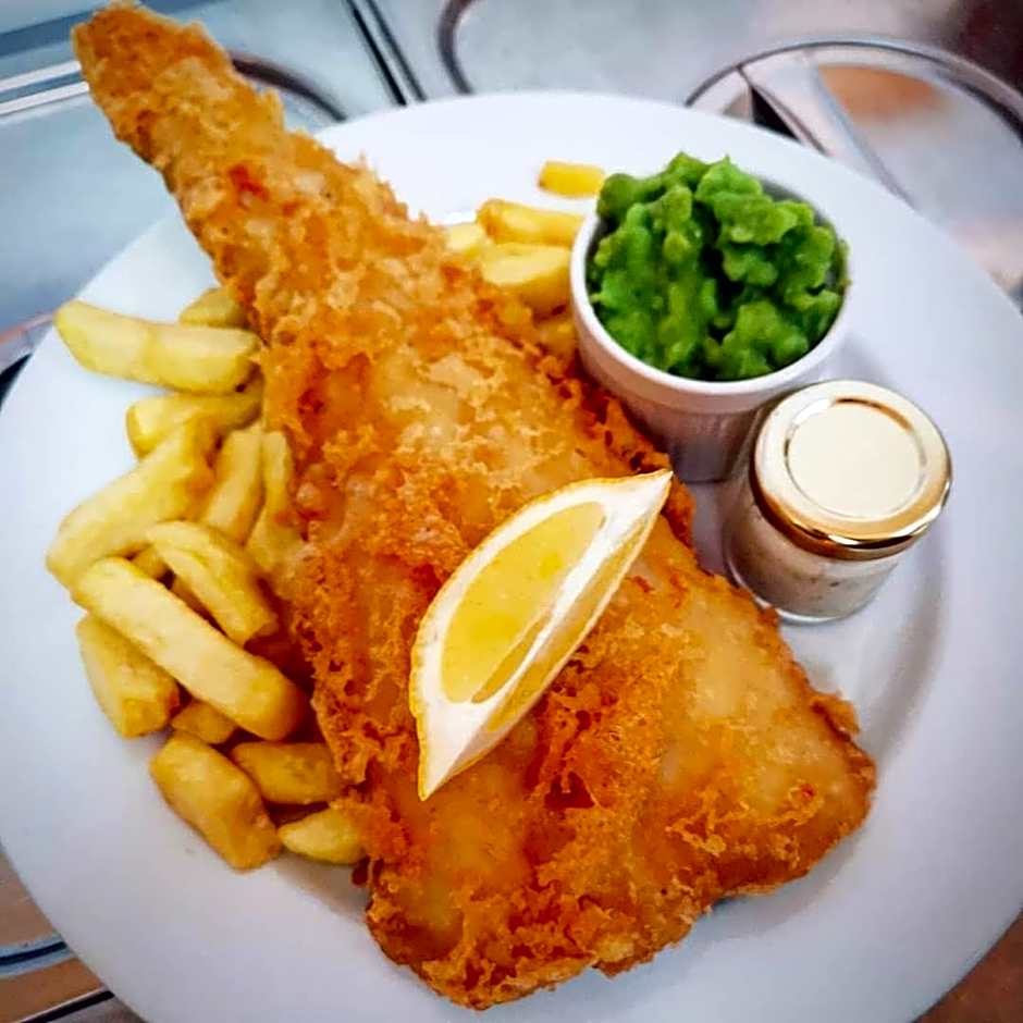 The Horseshoe and Castle