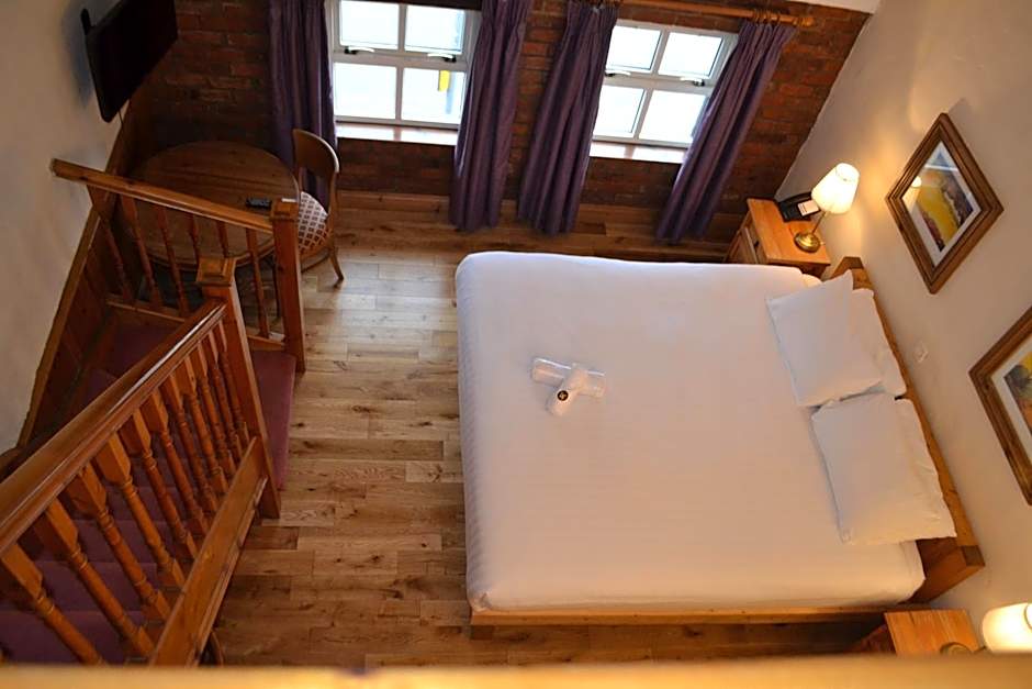 Walsh's Hotel and Apartments