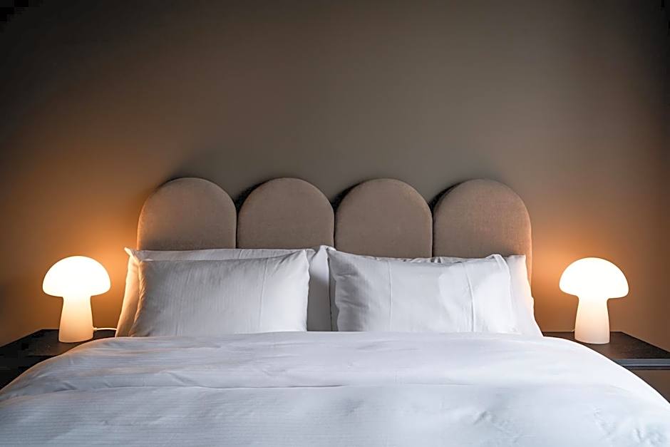 Enter Backpack Apartments