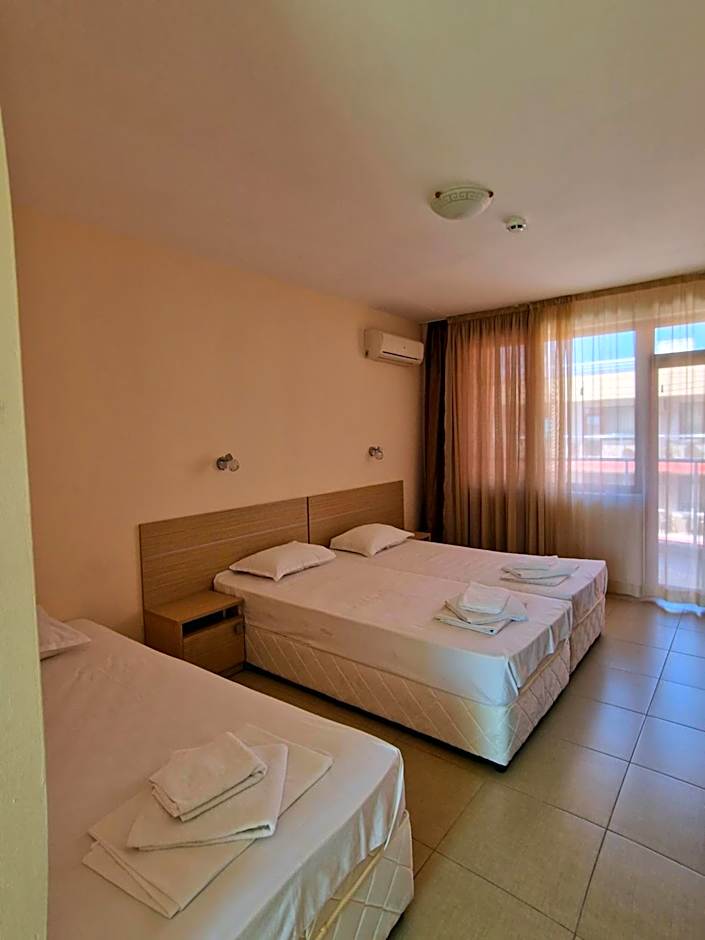 Александра