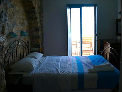 Captain's Rocks Hotel