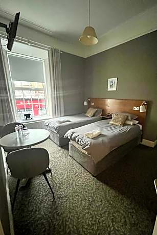 Twin Room with Bathroom