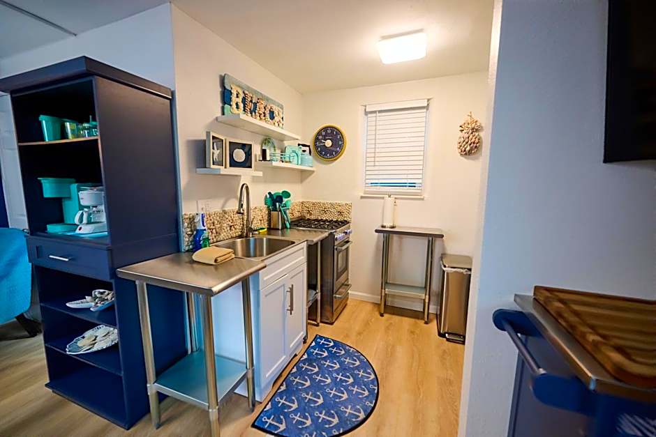 Camelot Beach Suites