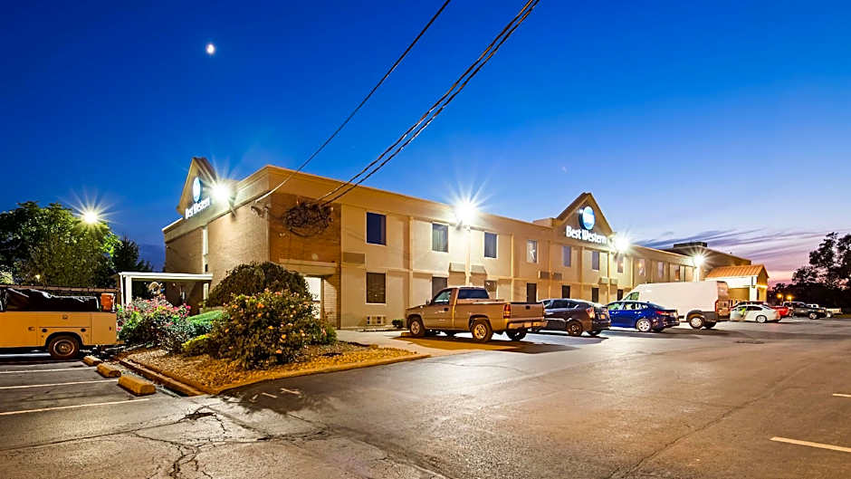 Best Western Adena Inn