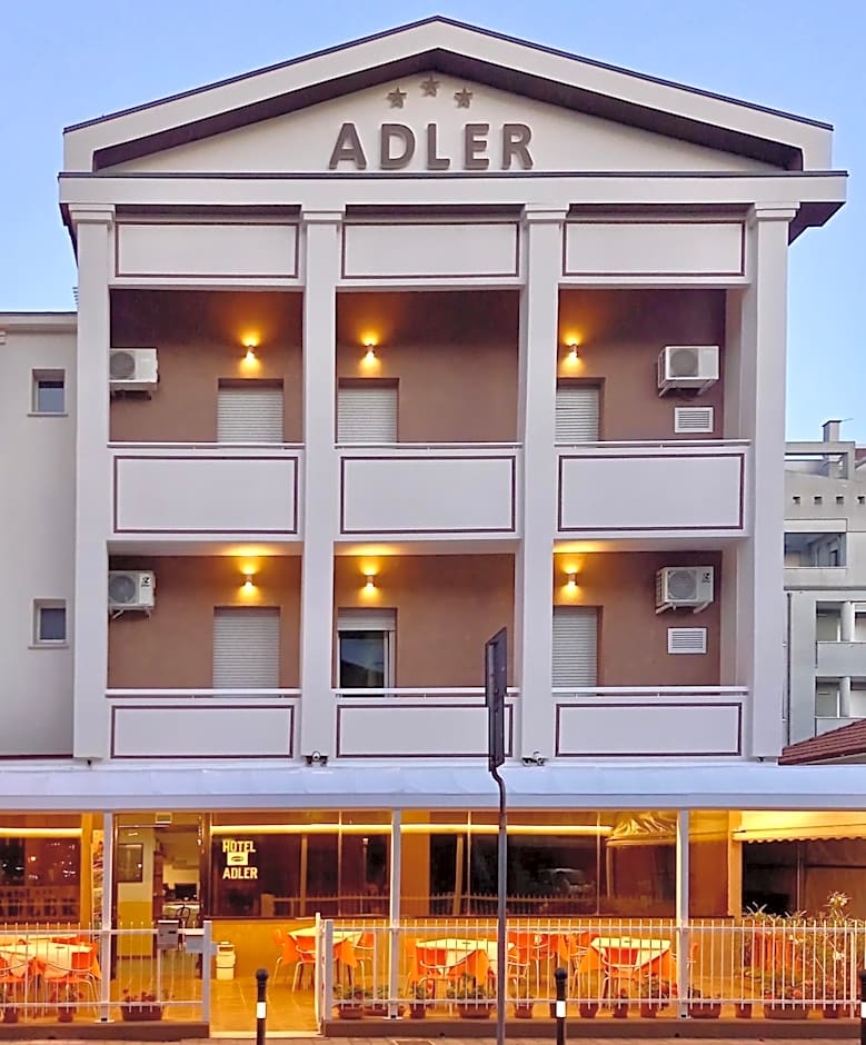 Hotel Adler