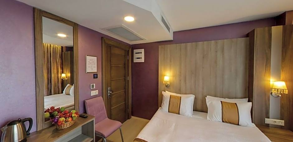 Turk Inn Ferro Hotel