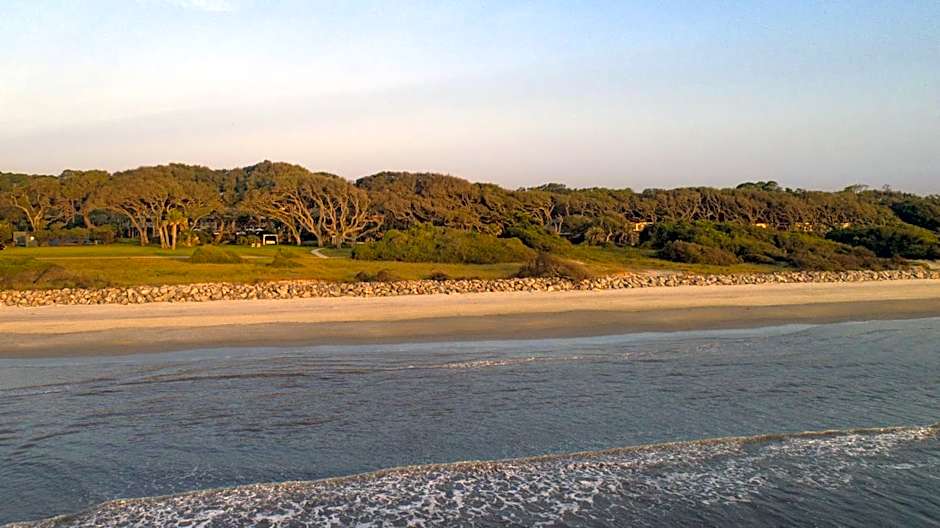 Beachview Club Hotel