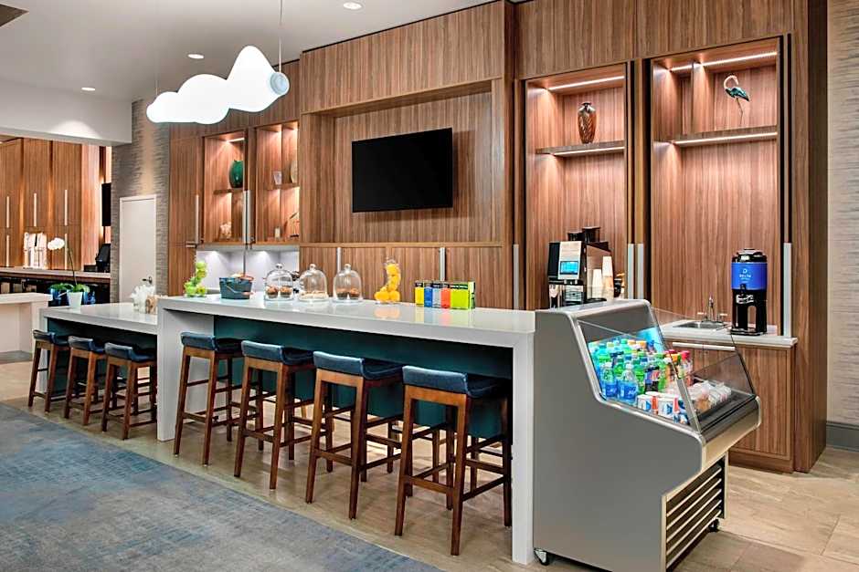 Delta Hotels Richmond Downtown