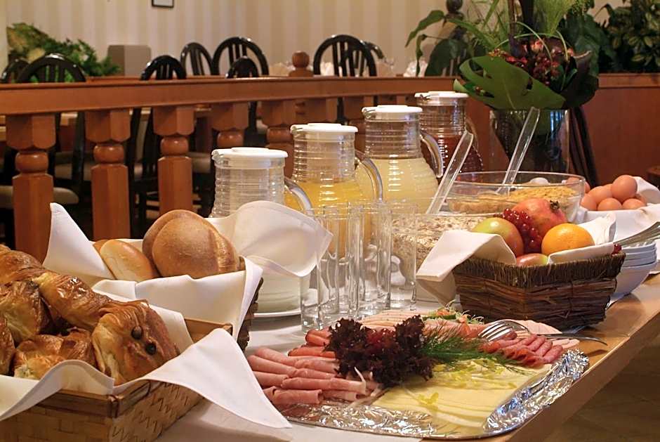 Castelnou Aparthotel