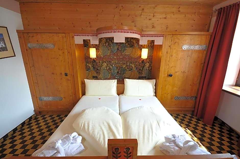 Family Hotel Schloss Rosenegg