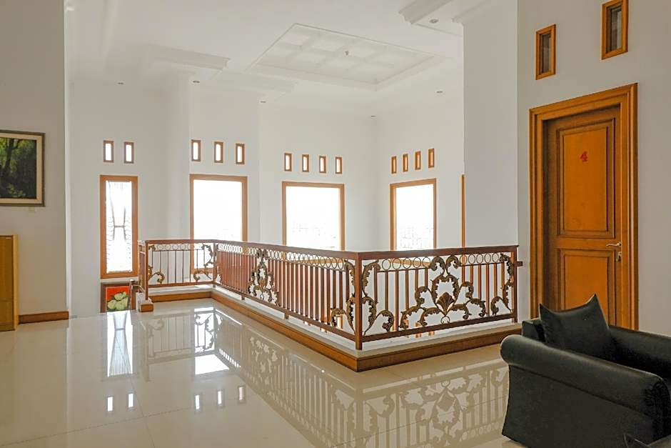 Daffi Family Residence by OYO Rooms – Malang, MO