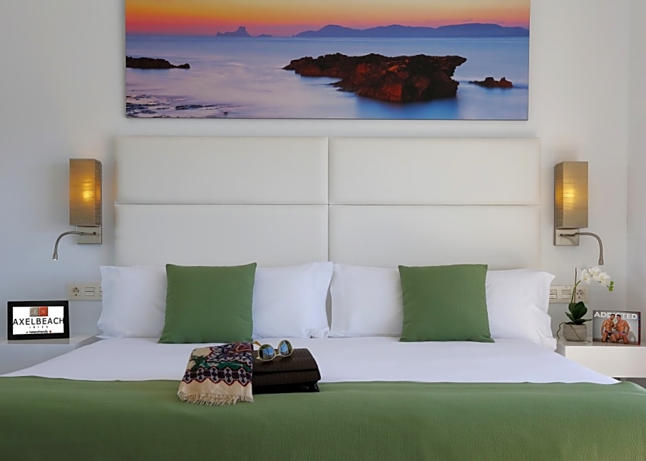 Axelbeach Ibiza