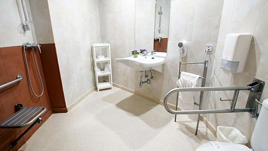 Hotel Isabel de Segura