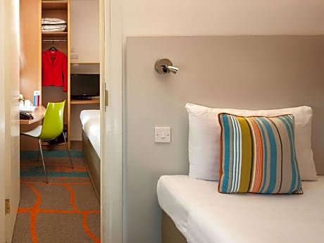 Interconnecting Room