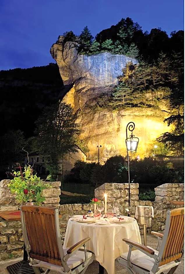 Château De La Caze Piscine & Spa - Ste Enimie