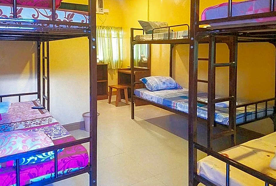 RedDoorz at Shandy's Transient House Palompon