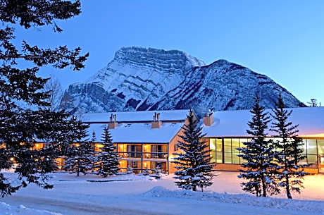 Douglas Fir Resort & Chalets