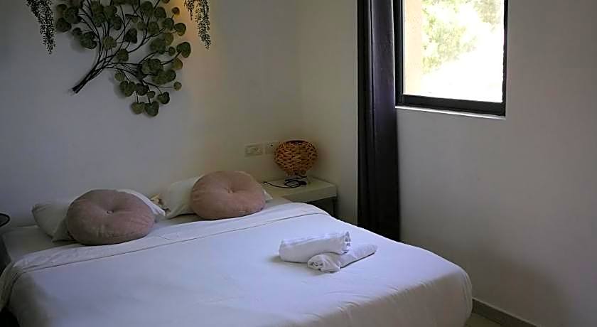 Q Village Hotel - Poleg Beach