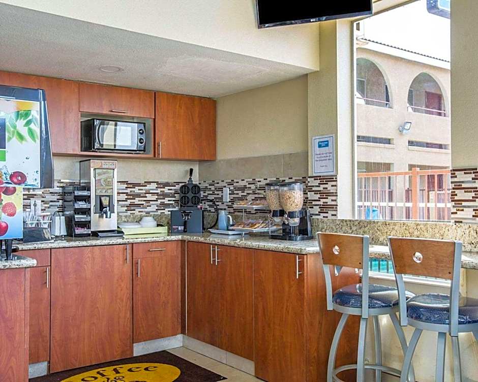 Rodeway Inn Delano