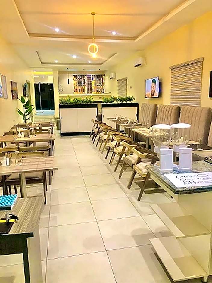 Eleventh House Hotel & Suites Ibadan