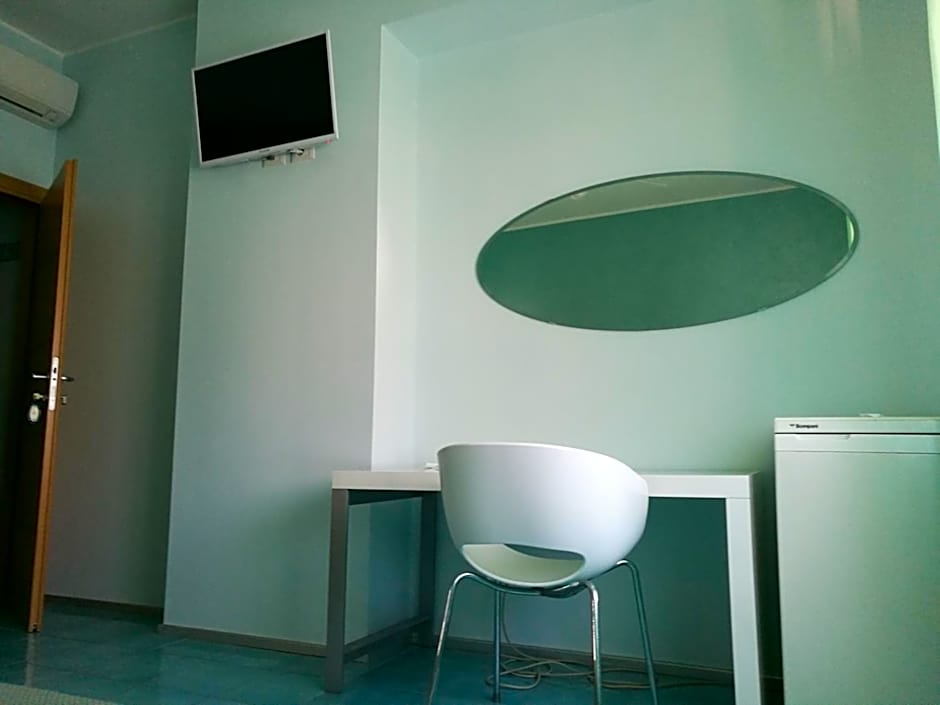 Photo 1 of 13 of Double Room