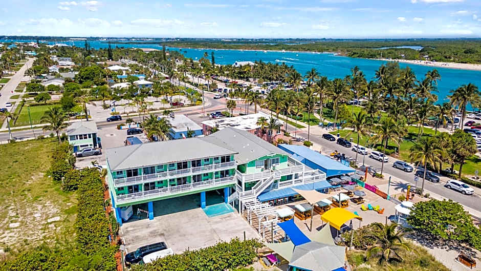 Oceanfront Inn, Partial Ocean View, King Bed, #7