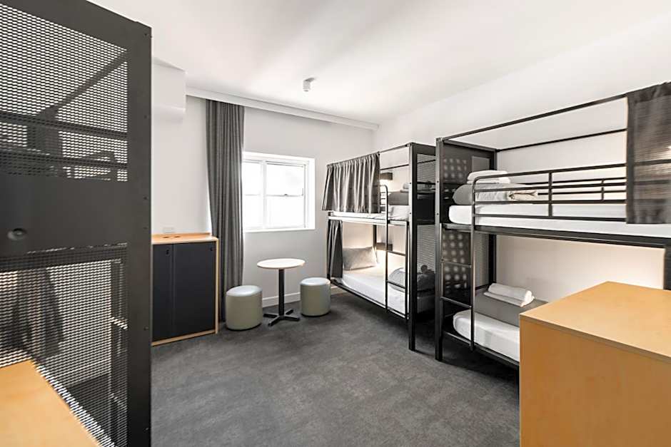 YHA Adelaide Central