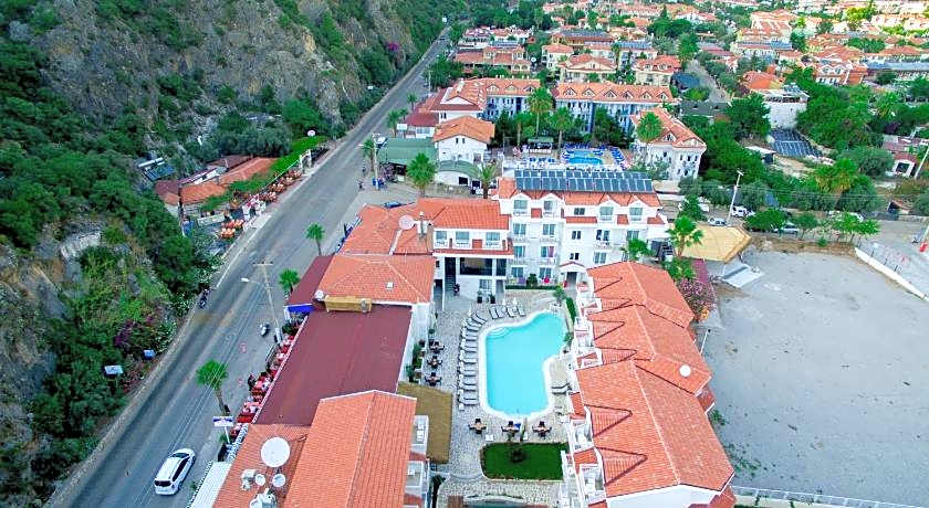 Montebello Deluxe Hotel