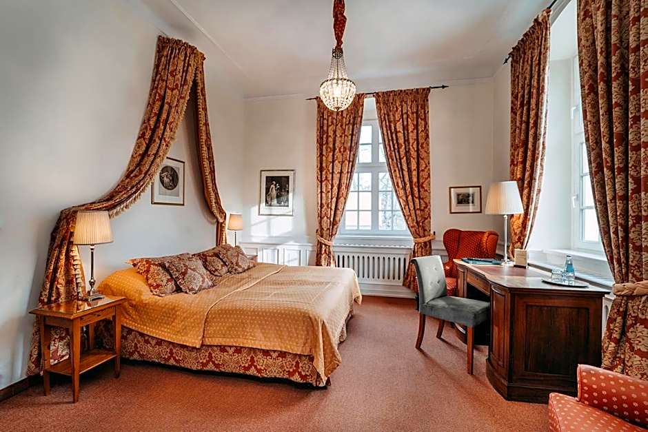 Pałac Łomnica Karkonosze - Schloss Lomnitz Riesengebirge