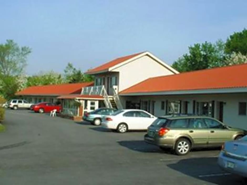 Gull Motel - Belfast, Maine