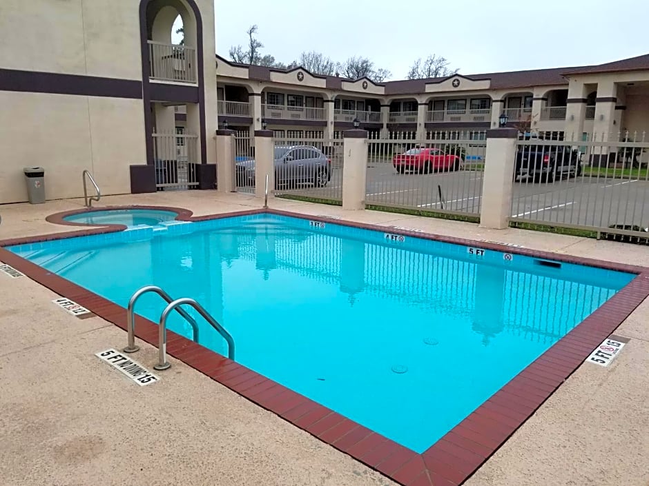 HomeBridge Inn and Suites