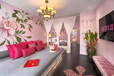 Intimate Suite - for Cool Adults Only