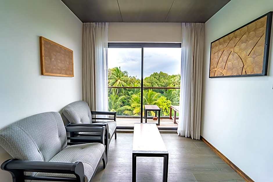 Ataraxis Grand and Spa Fuvahmulah