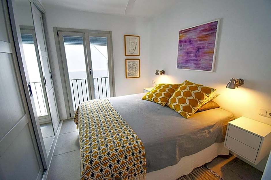 La Orza, Frigiliana Luxury center townhouse with pool and parking HansOnHoliday Rentals