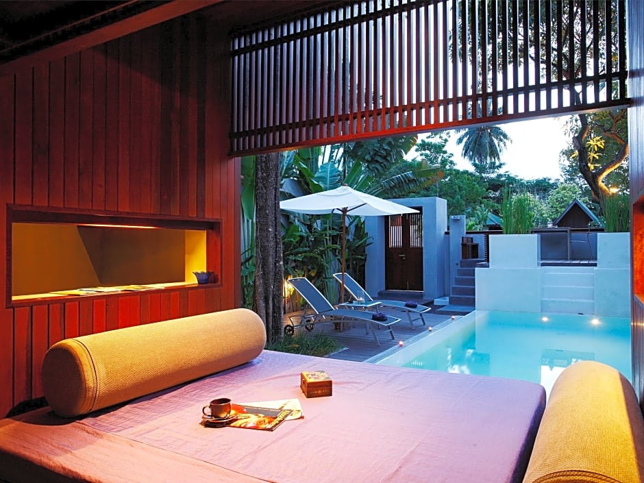Pao Jin Poon Pool Villa