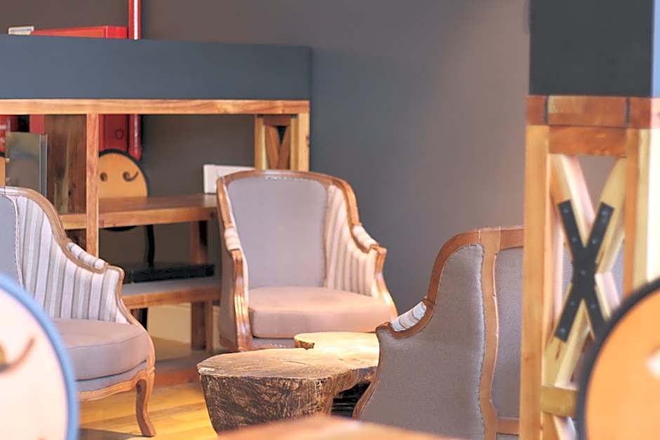 Nice Way Porto Hostel