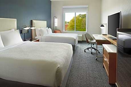 Standard Queen Room with Two Queen Beds - Mobility and Hearing Accessible with Roll-in Shower