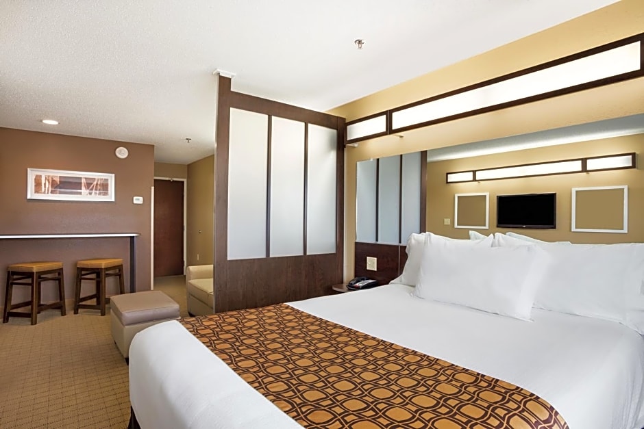 Microtel Inn & Suites by Wyndham Cambridge