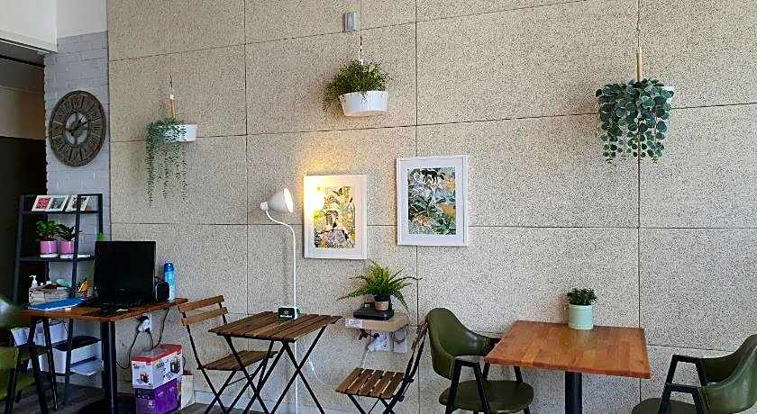 Gyeongju BongwhangMansion