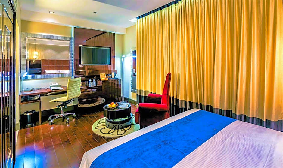 Photo 1 of 6 of 1 King Bed Suite