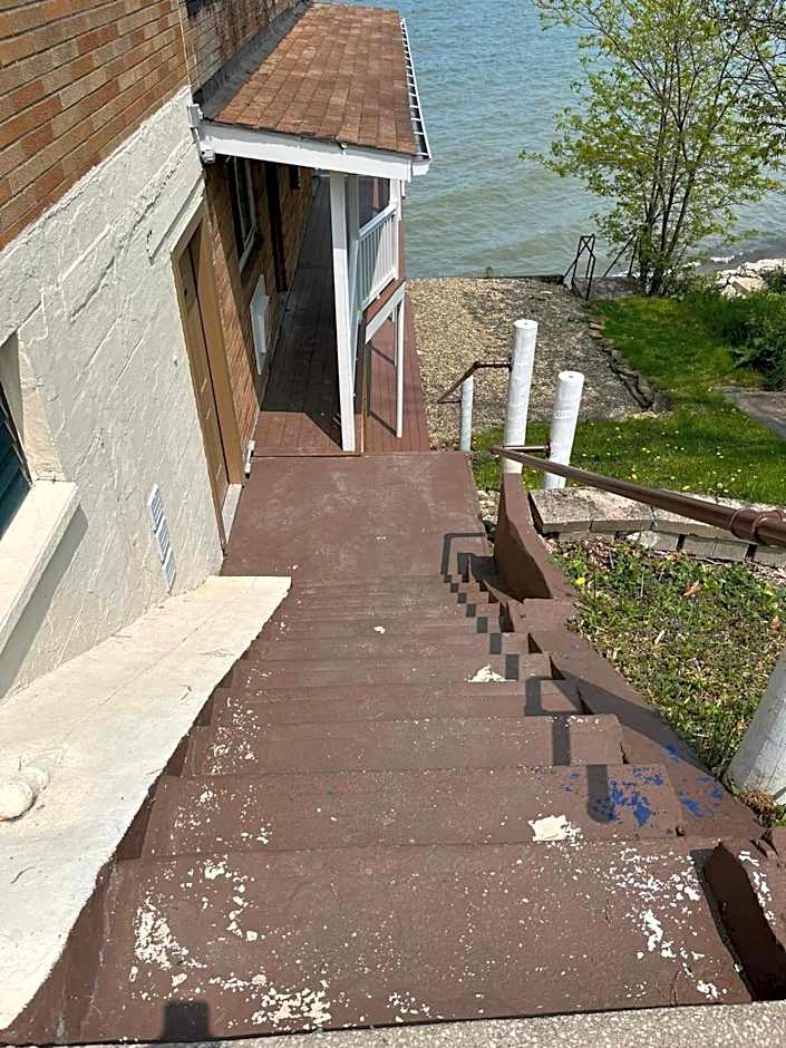 Pete's Lakefront Motel, LLC
