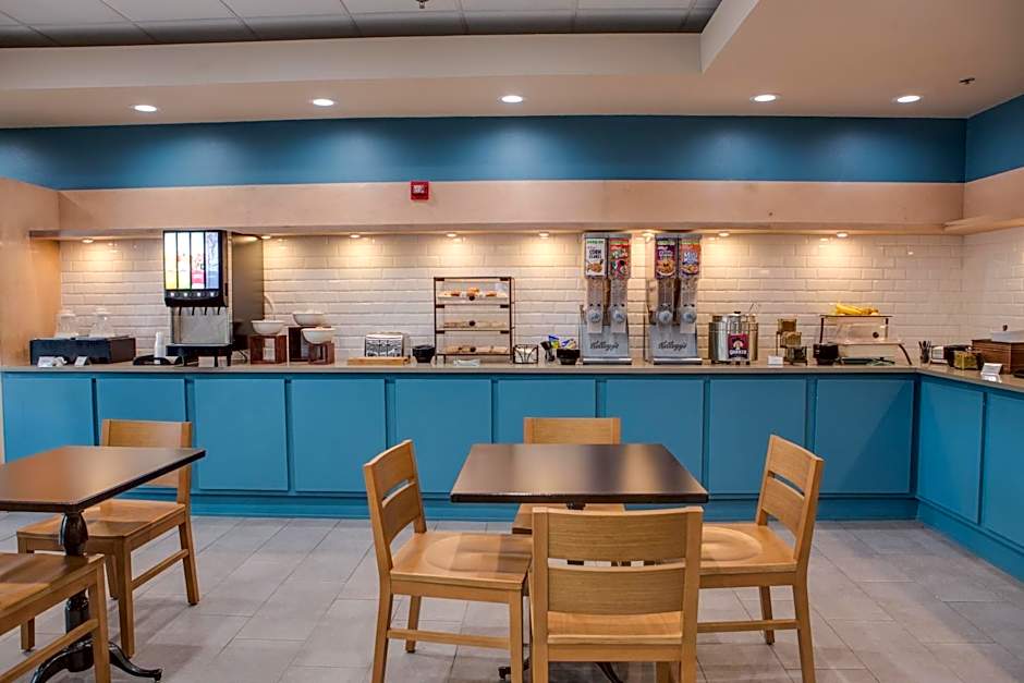 Country Inn & Suites by Radisson, Harlingen, TX